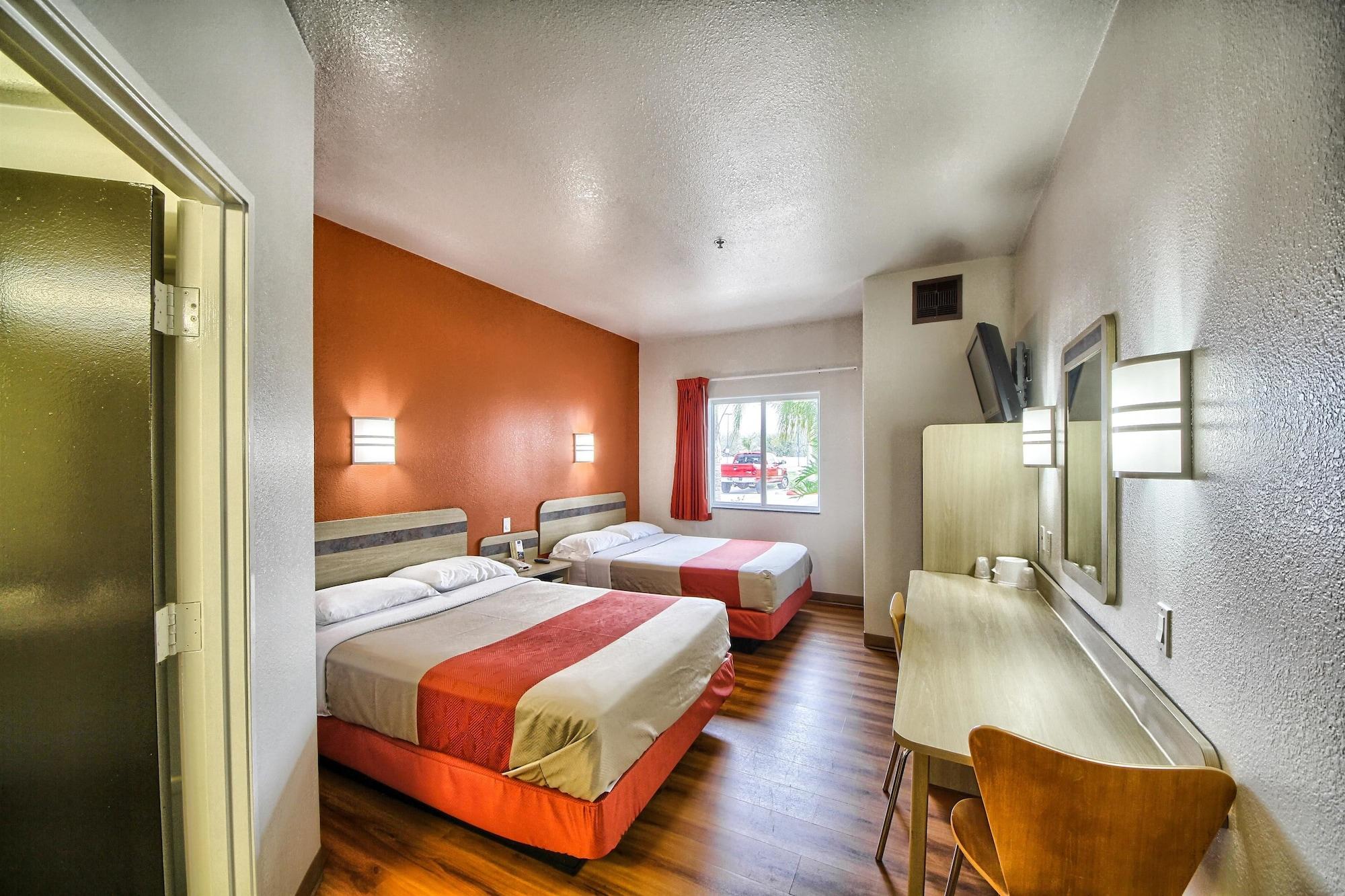 Motel 6-Mission, Tx Eksteriør billede