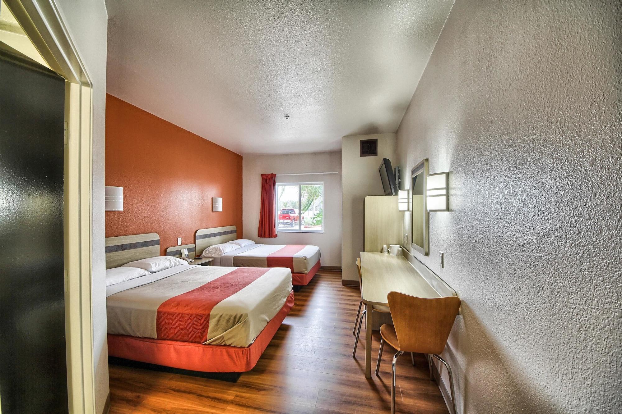 Motel 6-Mission, Tx Eksteriør billede