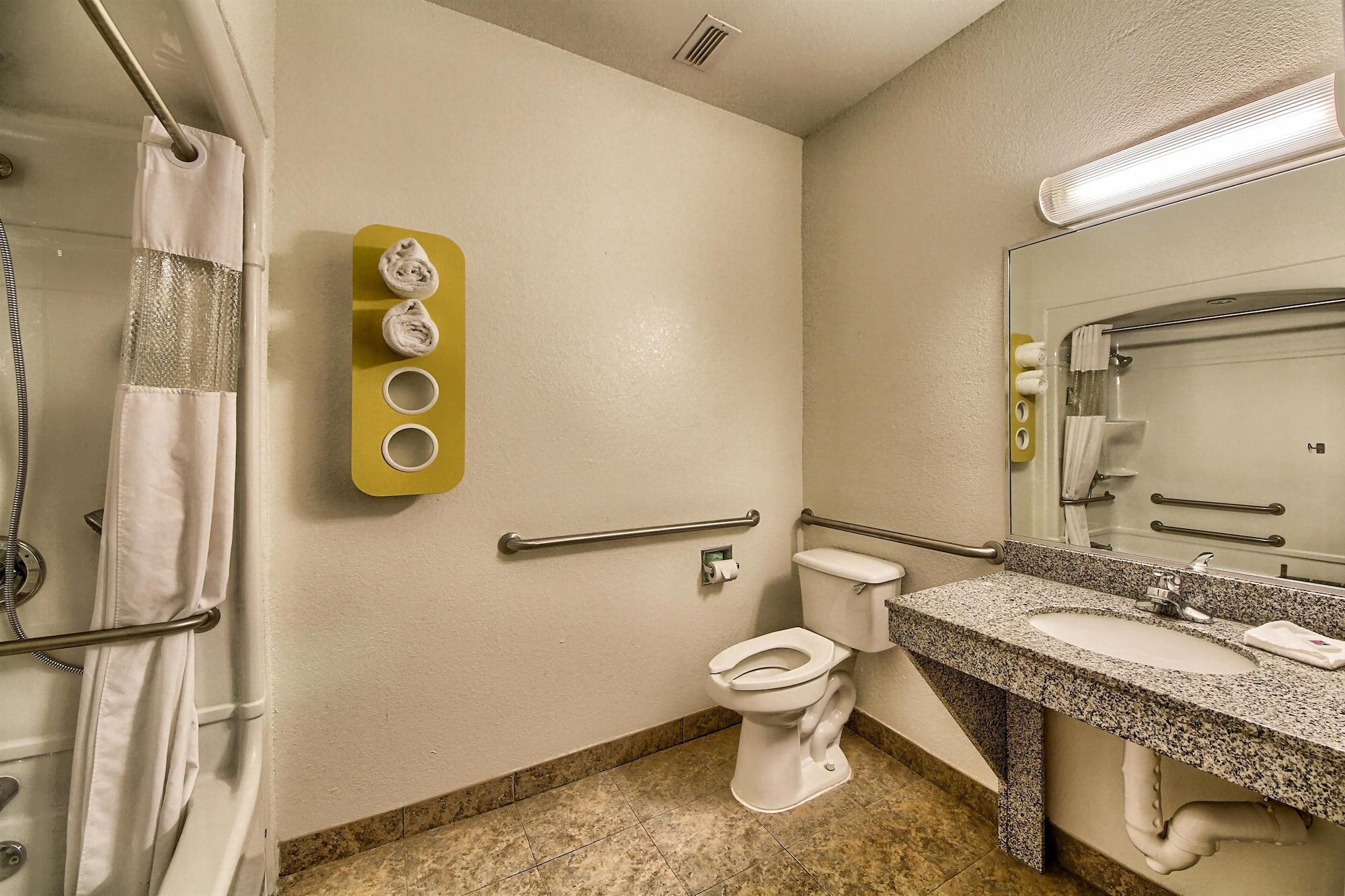 Motel 6-Mission, Tx Eksteriør billede
