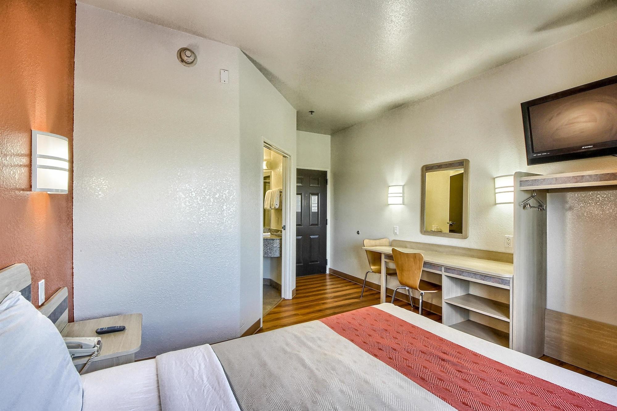 Motel 6-Mission, Tx Eksteriør billede