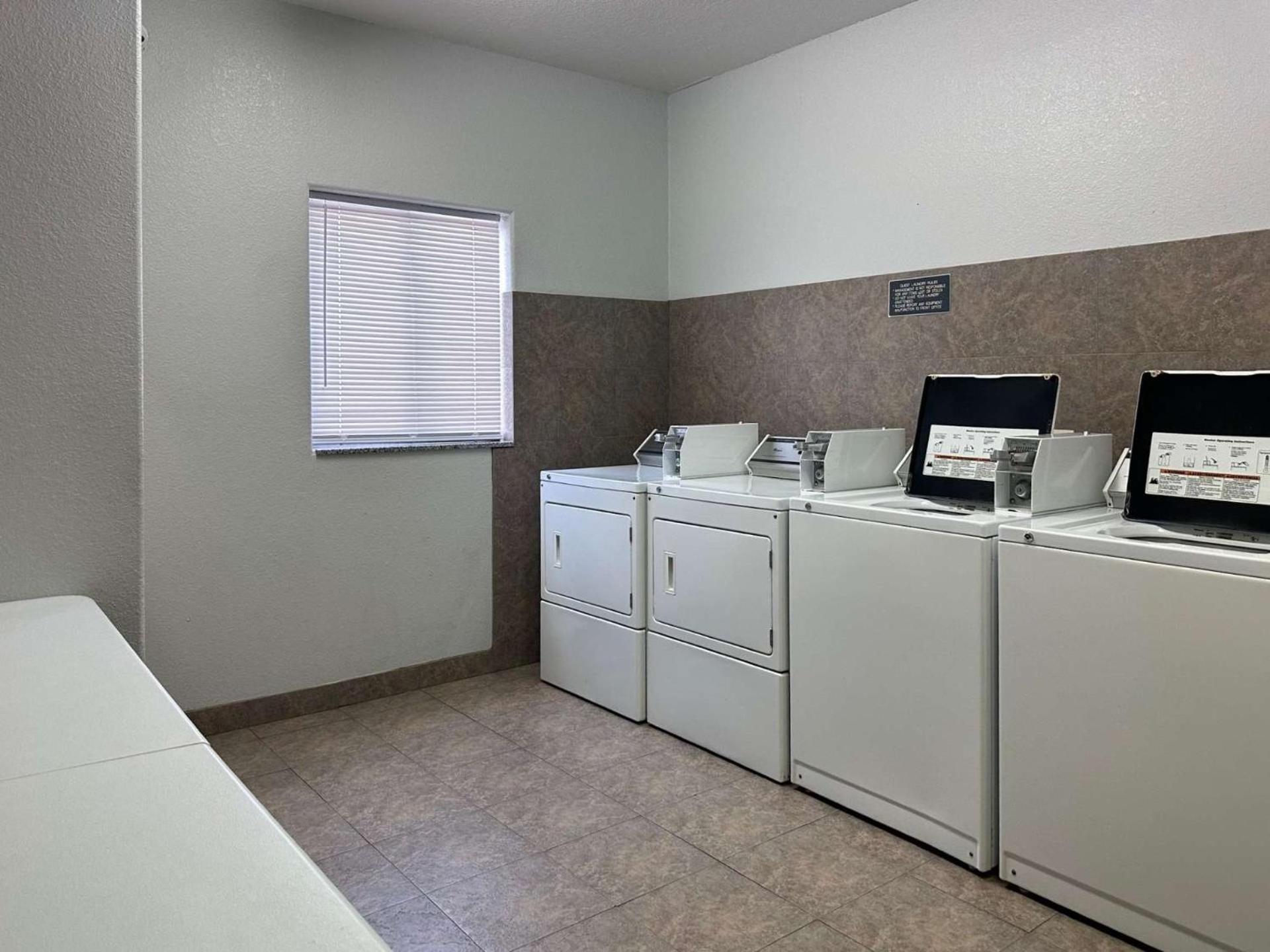 Motel 6-Mission, Tx Eksteriør billede