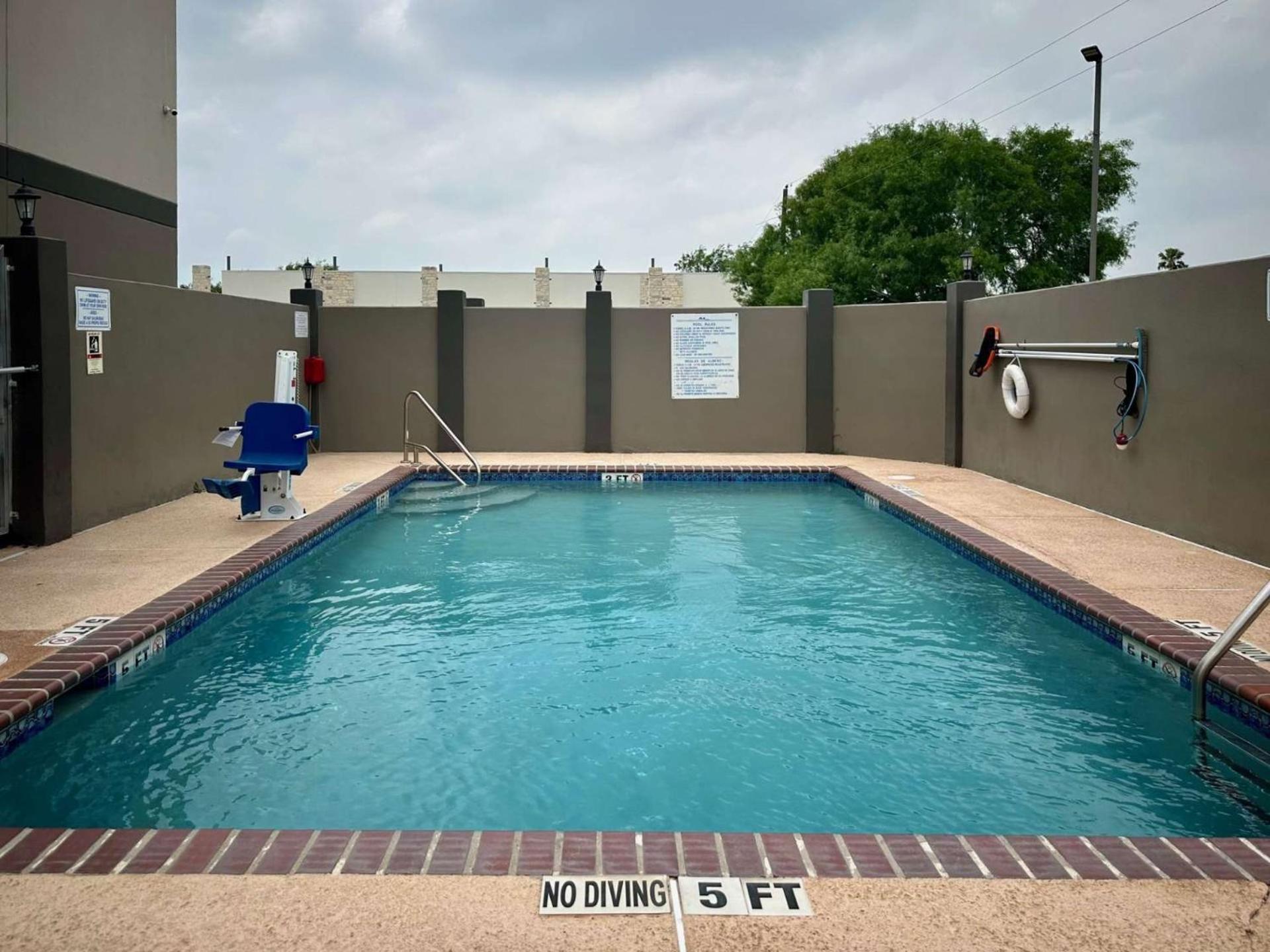 Motel 6-Mission, Tx Eksteriør billede
